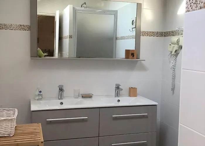 Maison Des 5 Fleurs 14 Pers Heugas